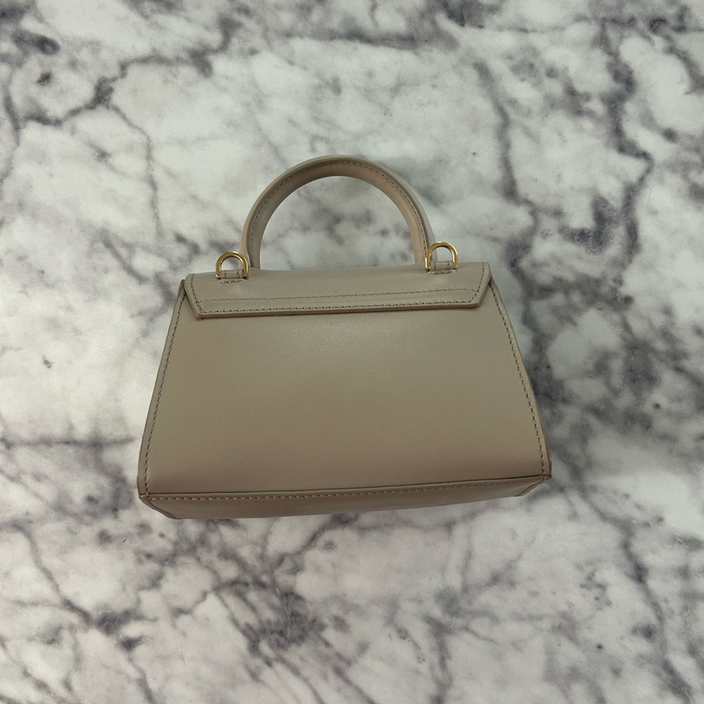 DeMellier Nano Montreal in Taupe - Picture 5 of 10